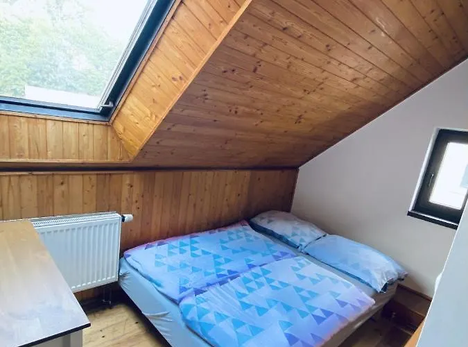 Nyaraló U Kozichu